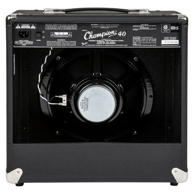 FENDER CHAMPION 40 комбоусилитель 