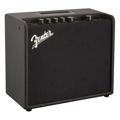 FENDER MUSTANG LT25 комбоусилитель 