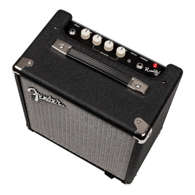 FENDER RUMBLE 15 комбоусилитель 