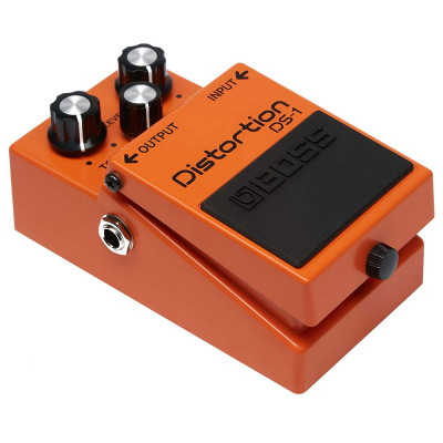 BOSS DS1 DISTORTION гітарна педаль