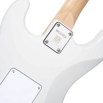 MOOER MSC11 Pro Polar White электрогитара
