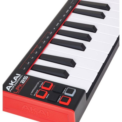 AKAI LPK25 MKII MIDI клавиатура