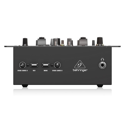 BEHRINGER NOX404 микшерный пульт