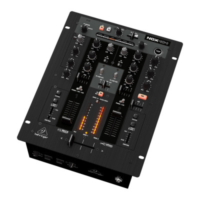 BEHRINGER NOX404 микшерный пульт