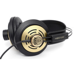 AKG K121 STUDIO