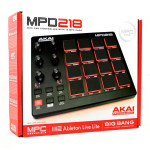 AKAI MPD218 контролер MIDI