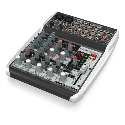 BEHRINGER XENYX Q1002USB мікшерний пульт
